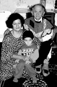 Ismikhan Rahimov and family