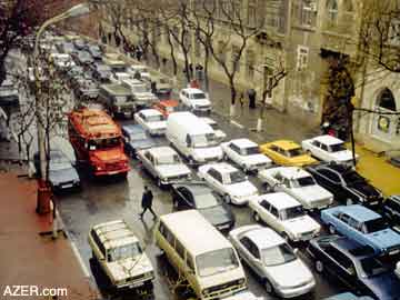 Drivers in Baku have their own set of rules that may seem chaotic to the foreigner, but seem to work fairly well in Azerbaijan.