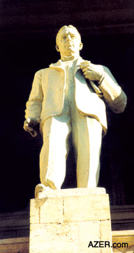 Statue of Composer Uzeyir Hajibeyov at the Akhundov National Library in Baku. 