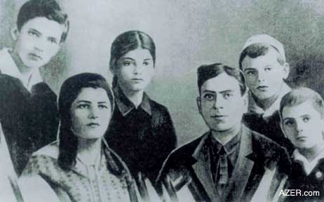 Ahmad Javad's family (left): Niyazi, Wife Shukriyya, daughter Almas, Ahmad Javad, Aydin and Tukay, 1933. The author Yilmas was born in 1936 and was one year old when tragedy befell his family.